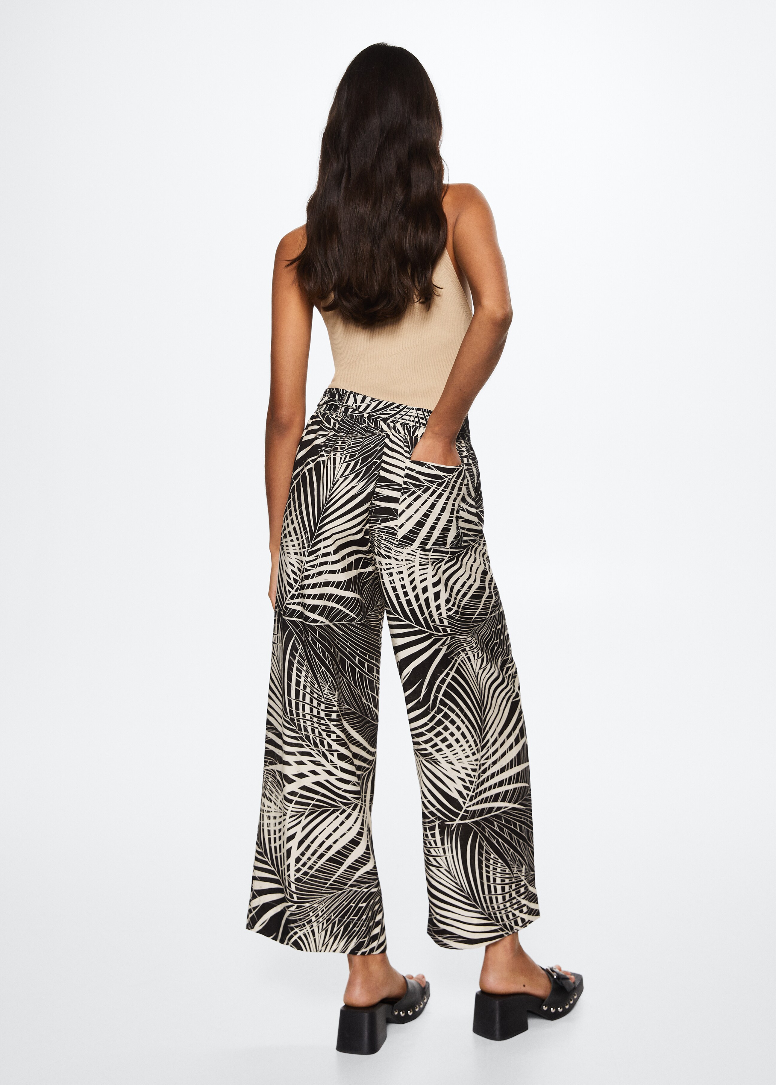 Flowy printed pants - Reverse of the article