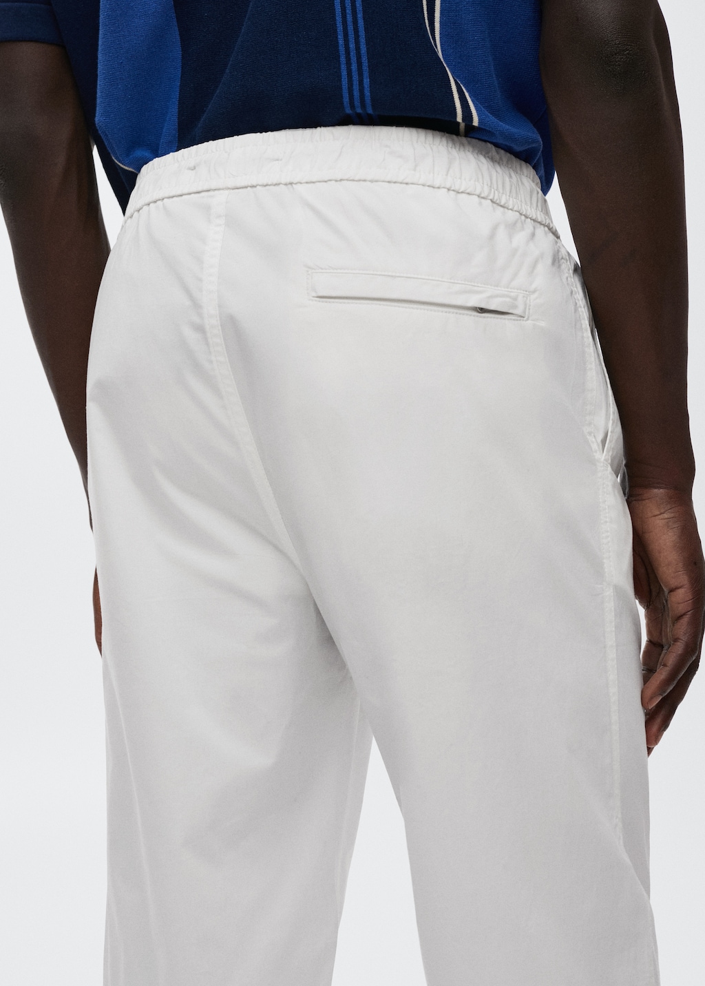 Cotton jogger-style trousers - Details of the article 3