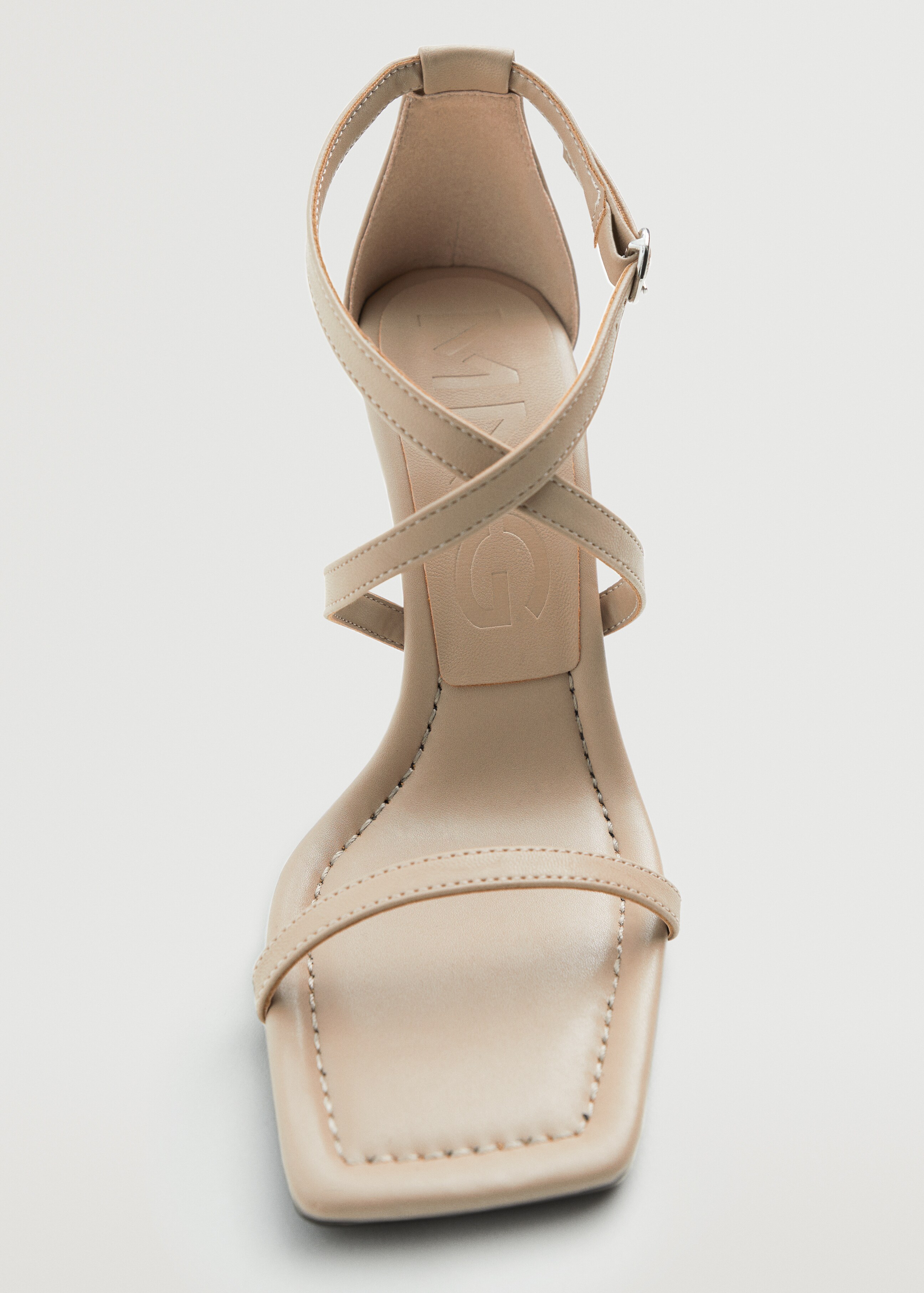 Strappy heeled sandals - Details of the article 3