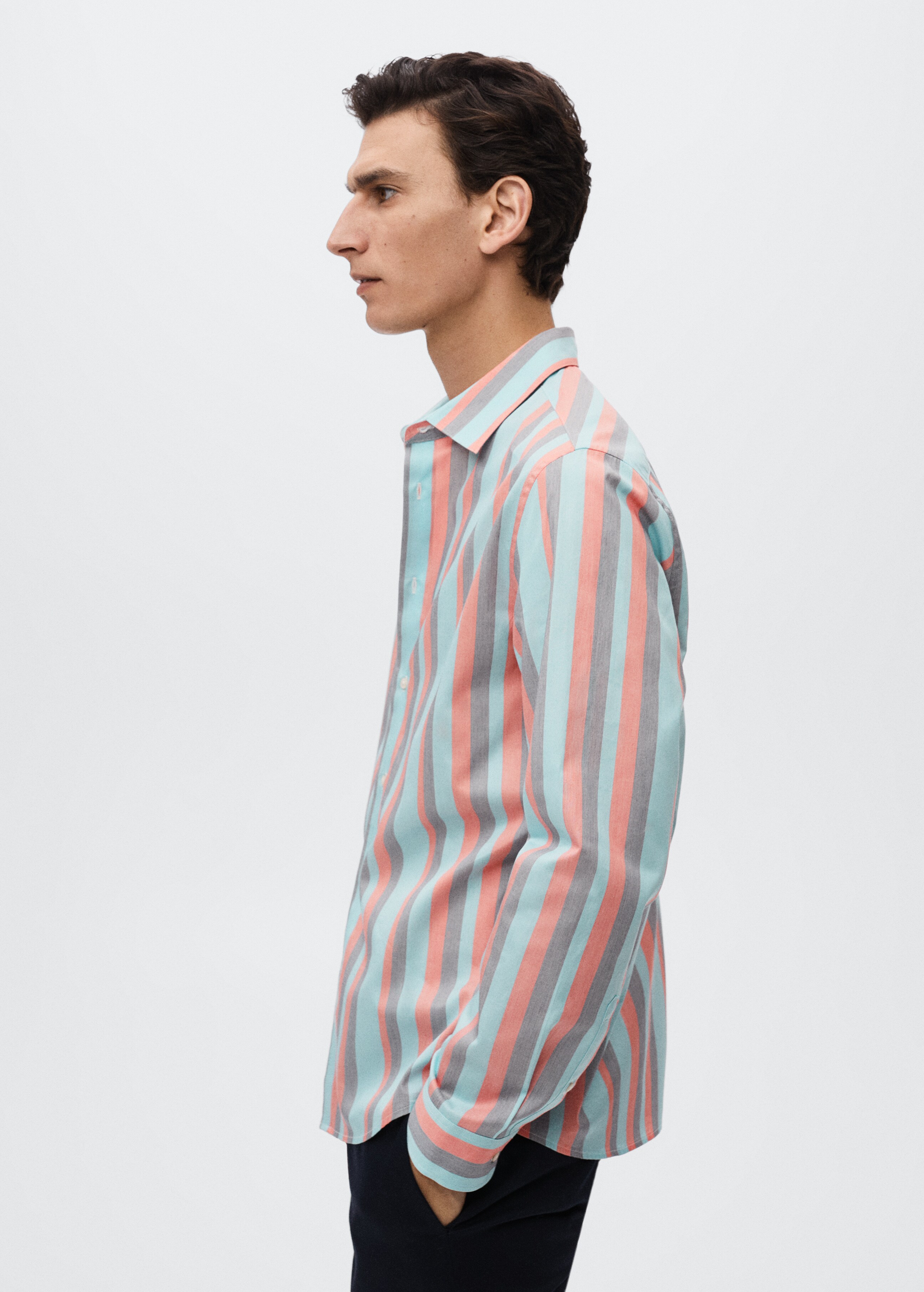 Regular-fit cotton striped shirt - Details of the article 2