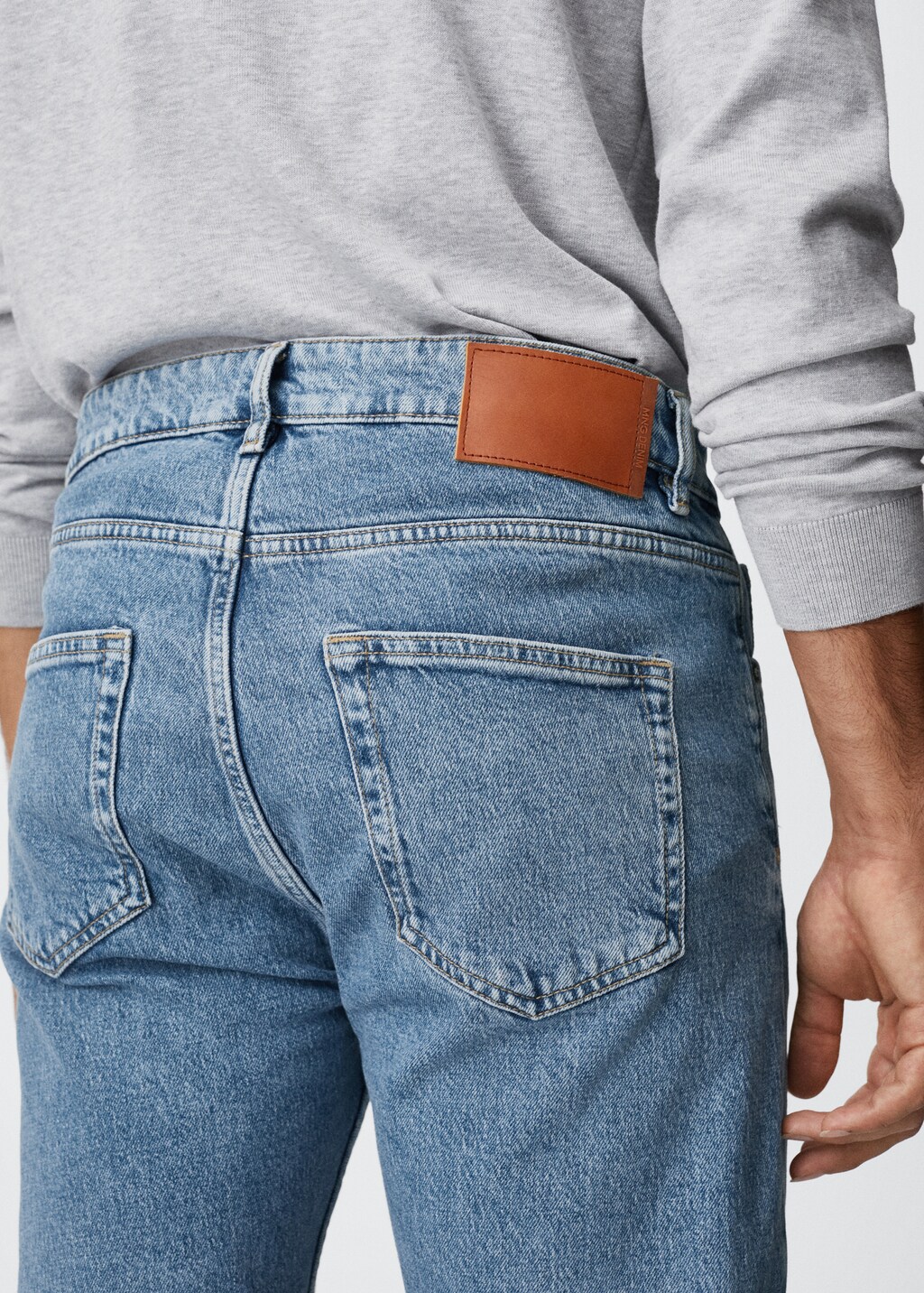 Ben tapered cropped jeans - Details of the article 3