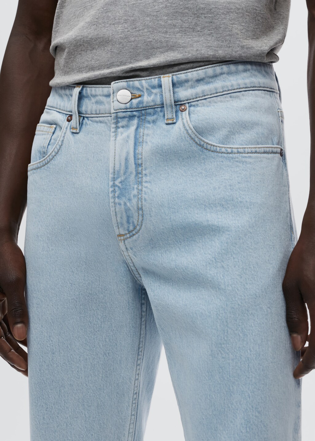 Ben tapered cropped jeans - Details of the article 1