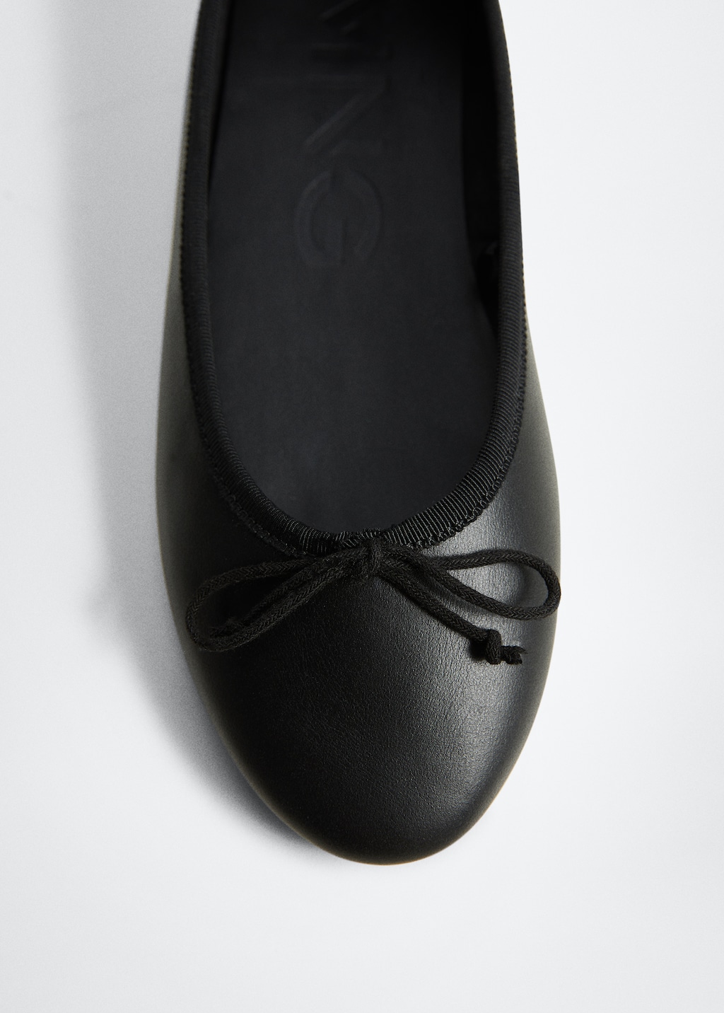 Leather ballet flats with bow - Details of the article 3