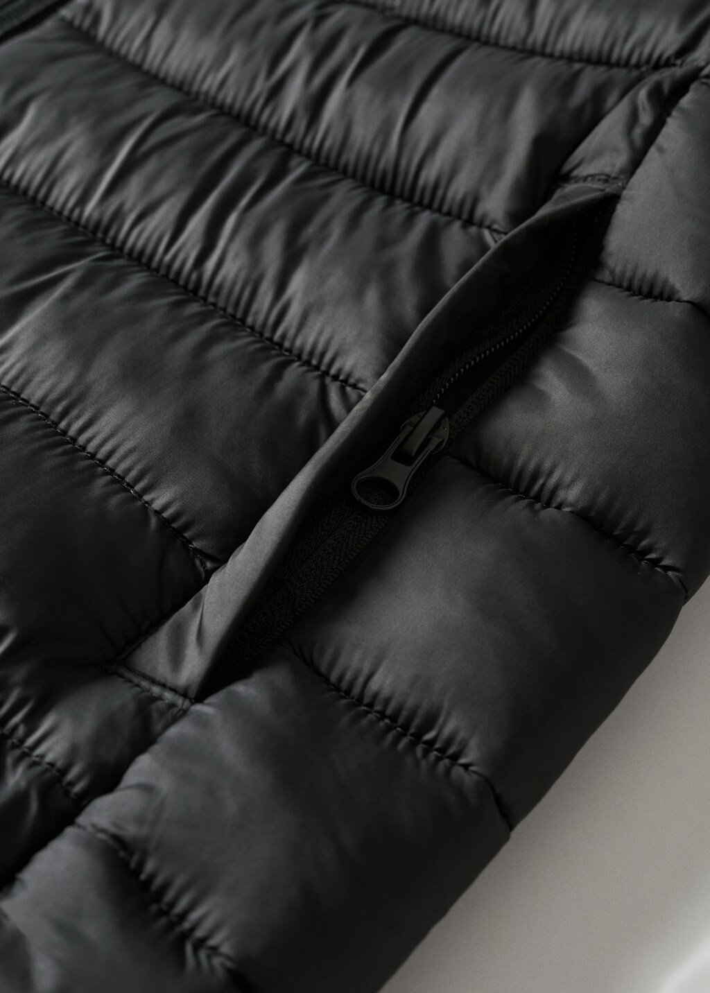 Quilted jacket - Details of the article 8