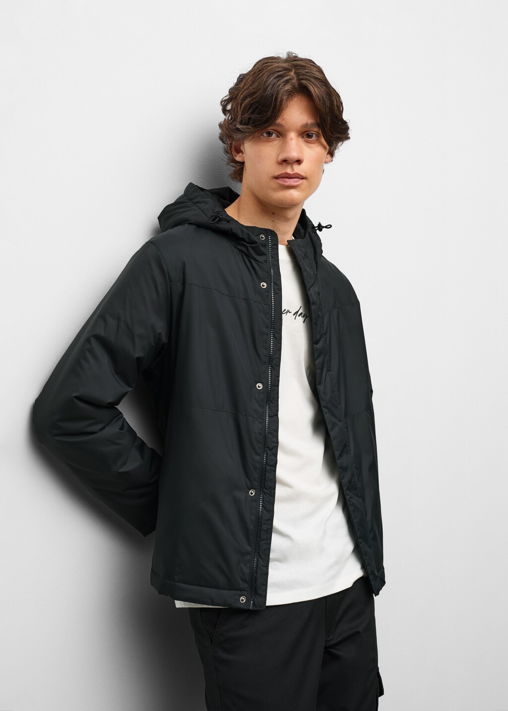 Raincoat hooded jacket - Details of the article 1