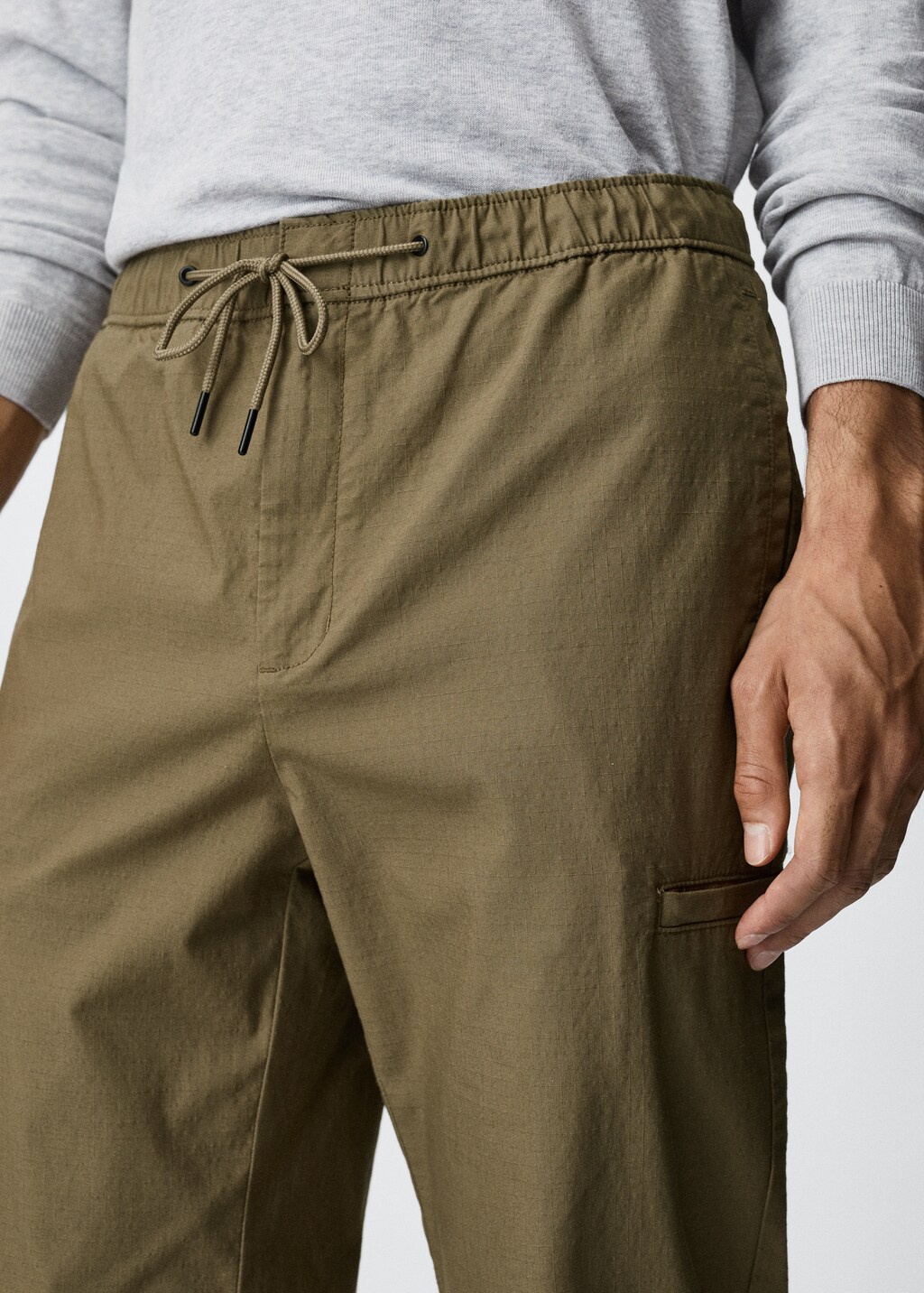 Pocket jogger trousers - Details of the article 1