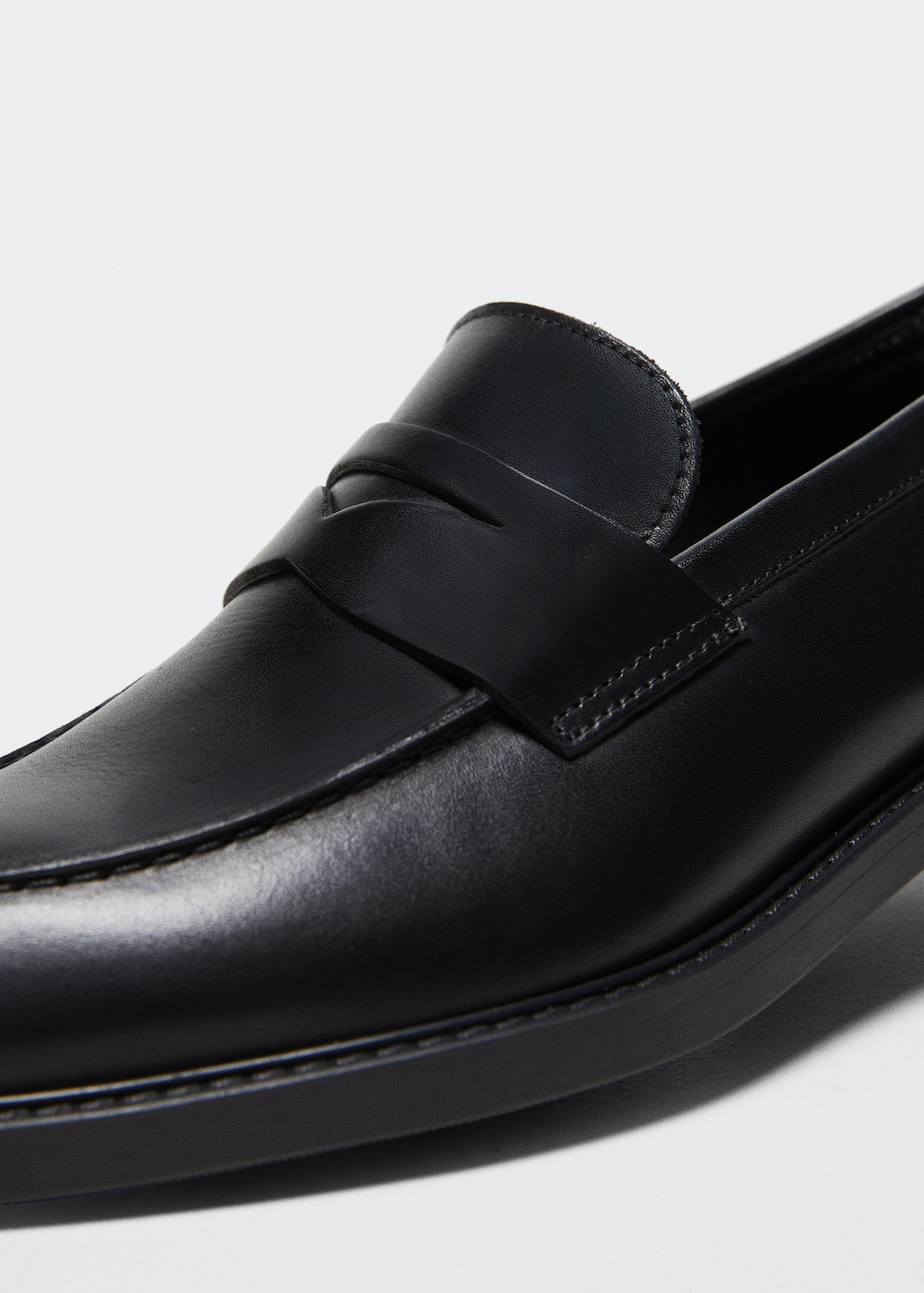 Leather penny loafers - Details of the article 3