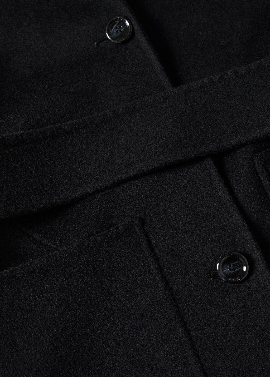 Fitted handmade wool  - Details of the article 8