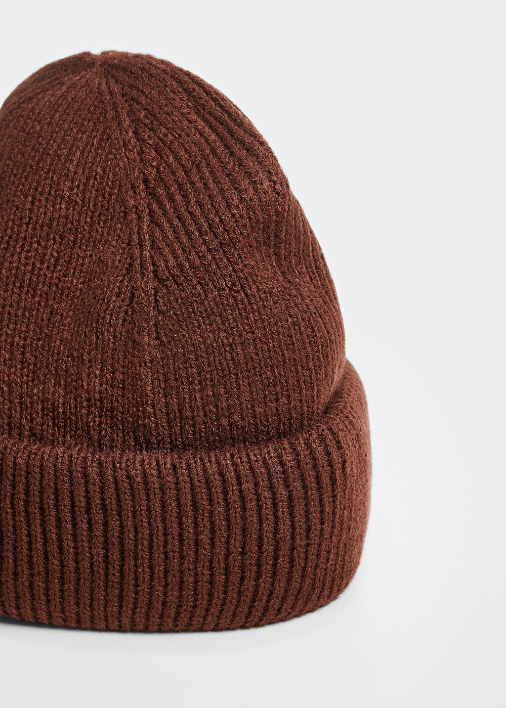 Short knitted hat - Details of the article 2