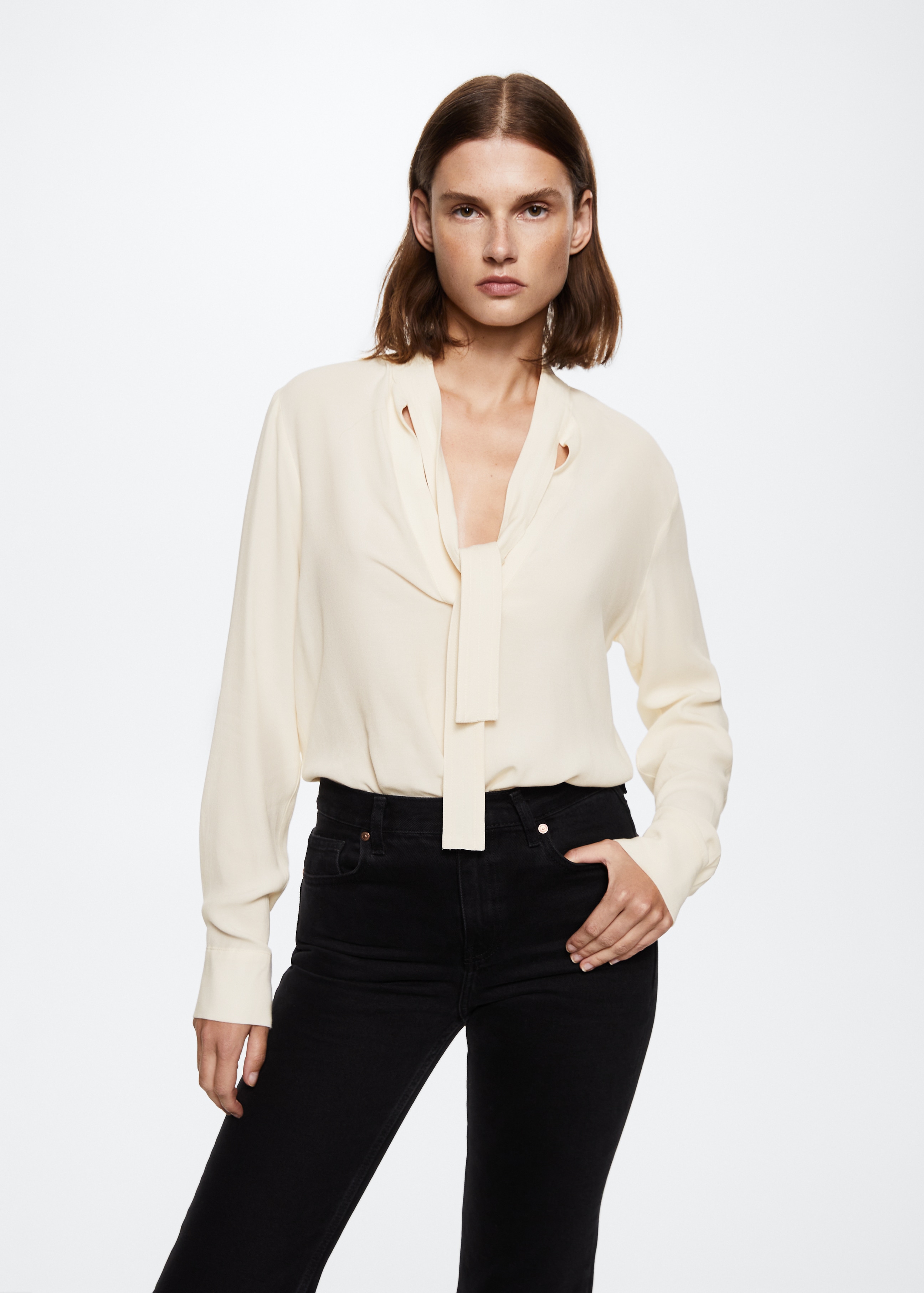 Tie-neck blouse - Medium plane