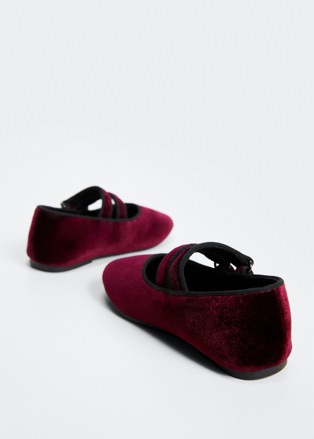 Velvet ballerinas - Details of the article 2