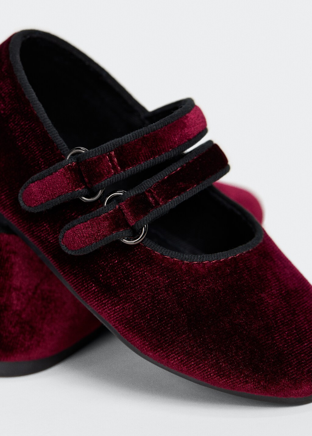 Velvet ballerinas - Details of the article 3