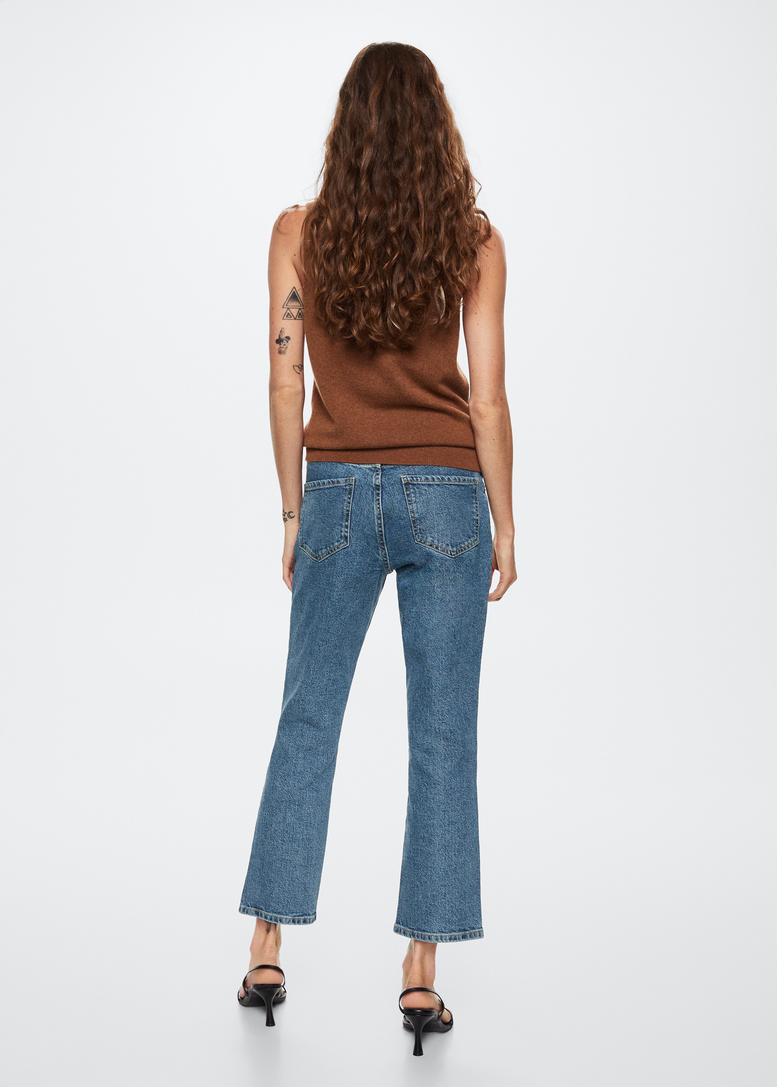 Mid-rise straight jeans - Reverse of the article