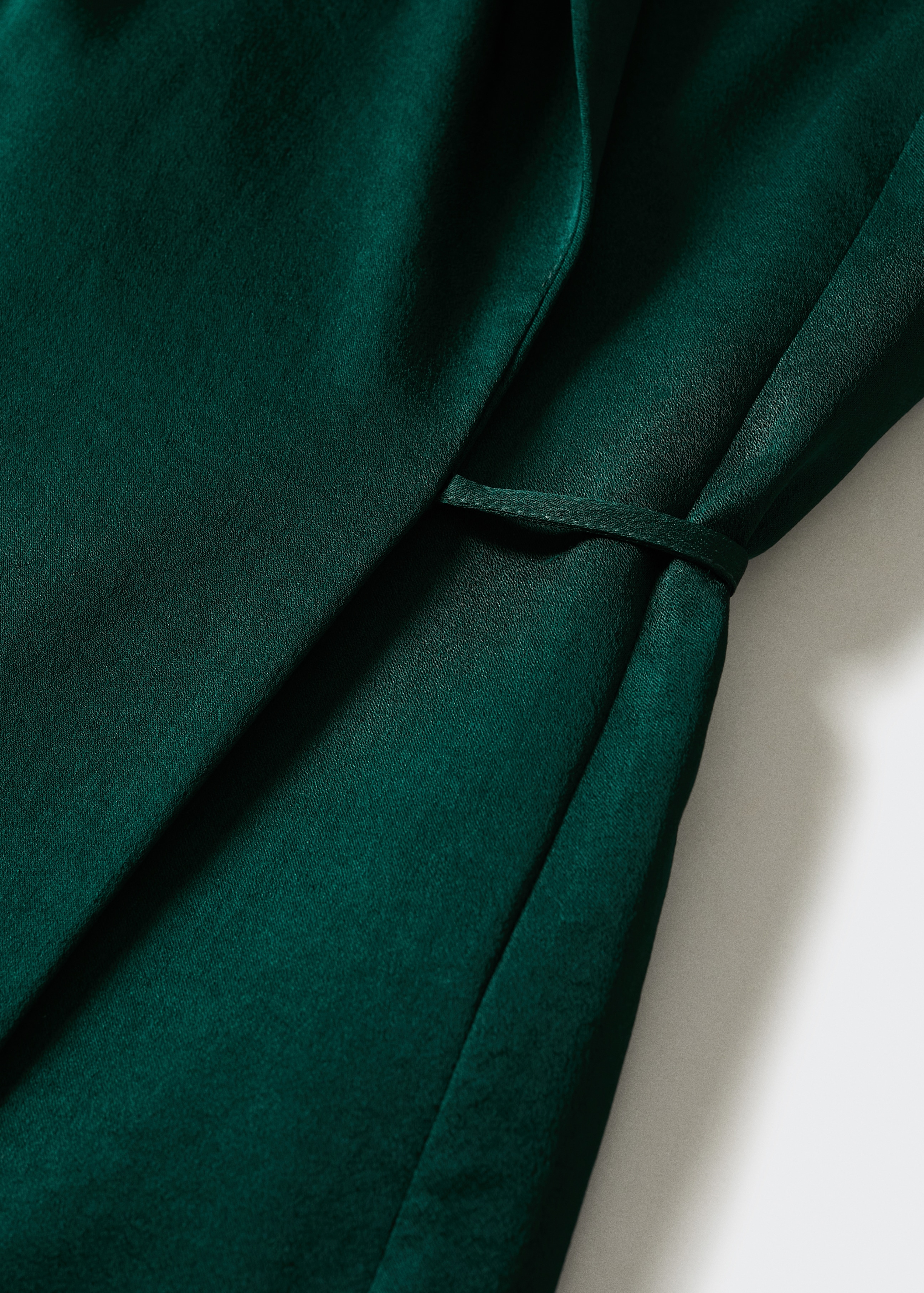 Wrapped satin dress - Details of the article 8