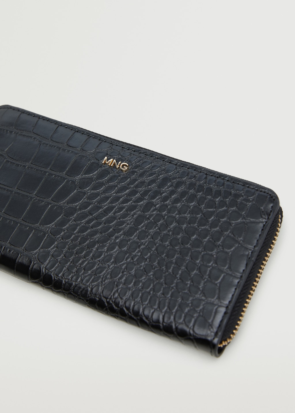 Croc-effect wallet - Details of the article 3