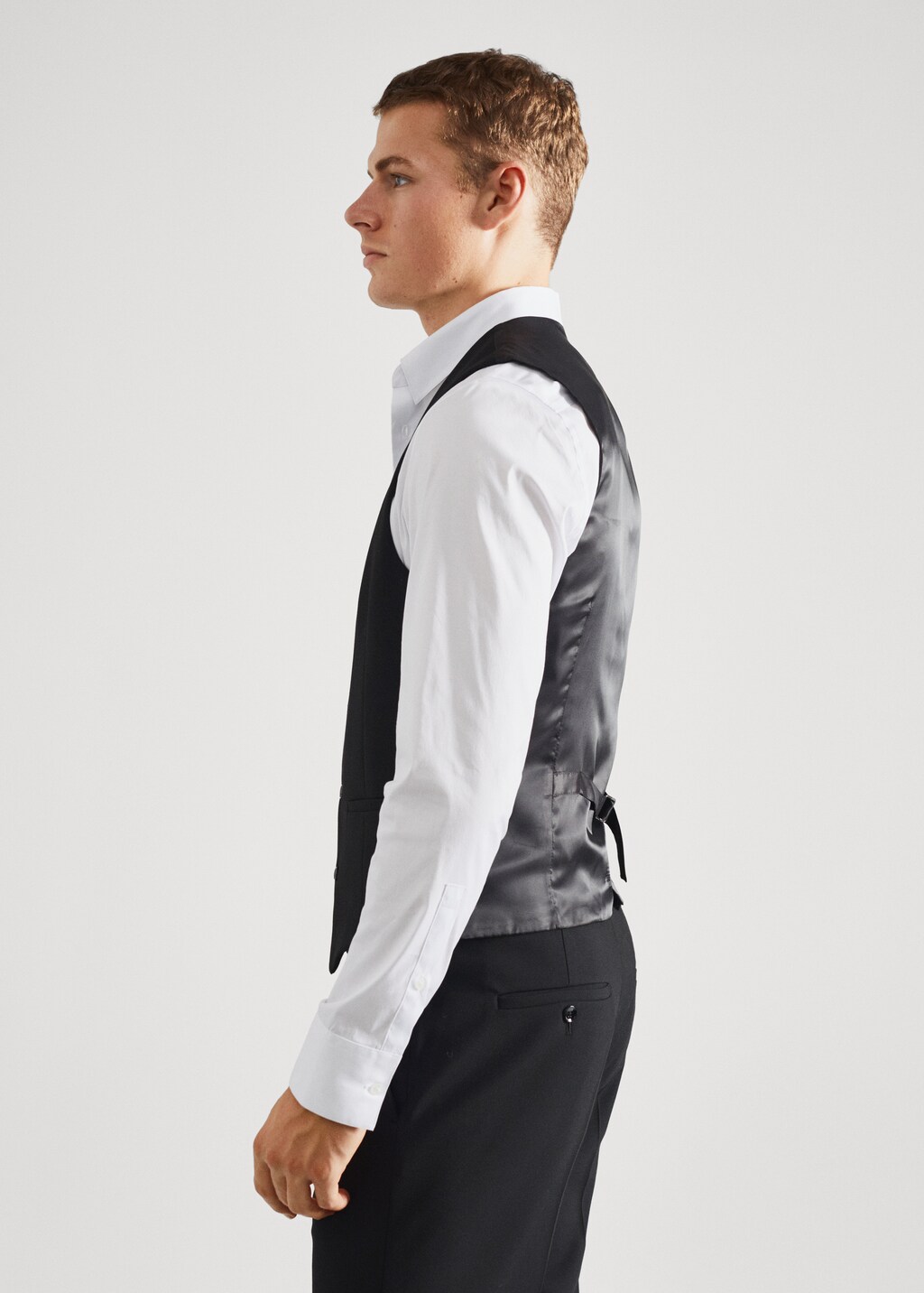 Super slim-fit suit waistcoat - Details of the article 6