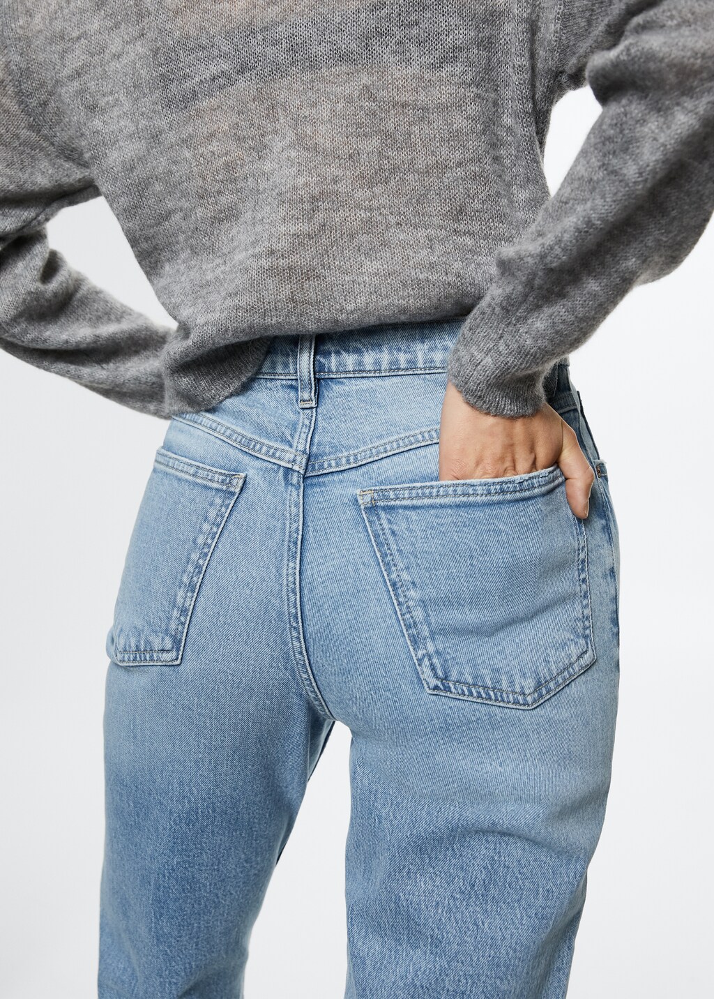 Comfort Mom-Jeans mit hoher Bundhöhe - Detail des Artikels 2