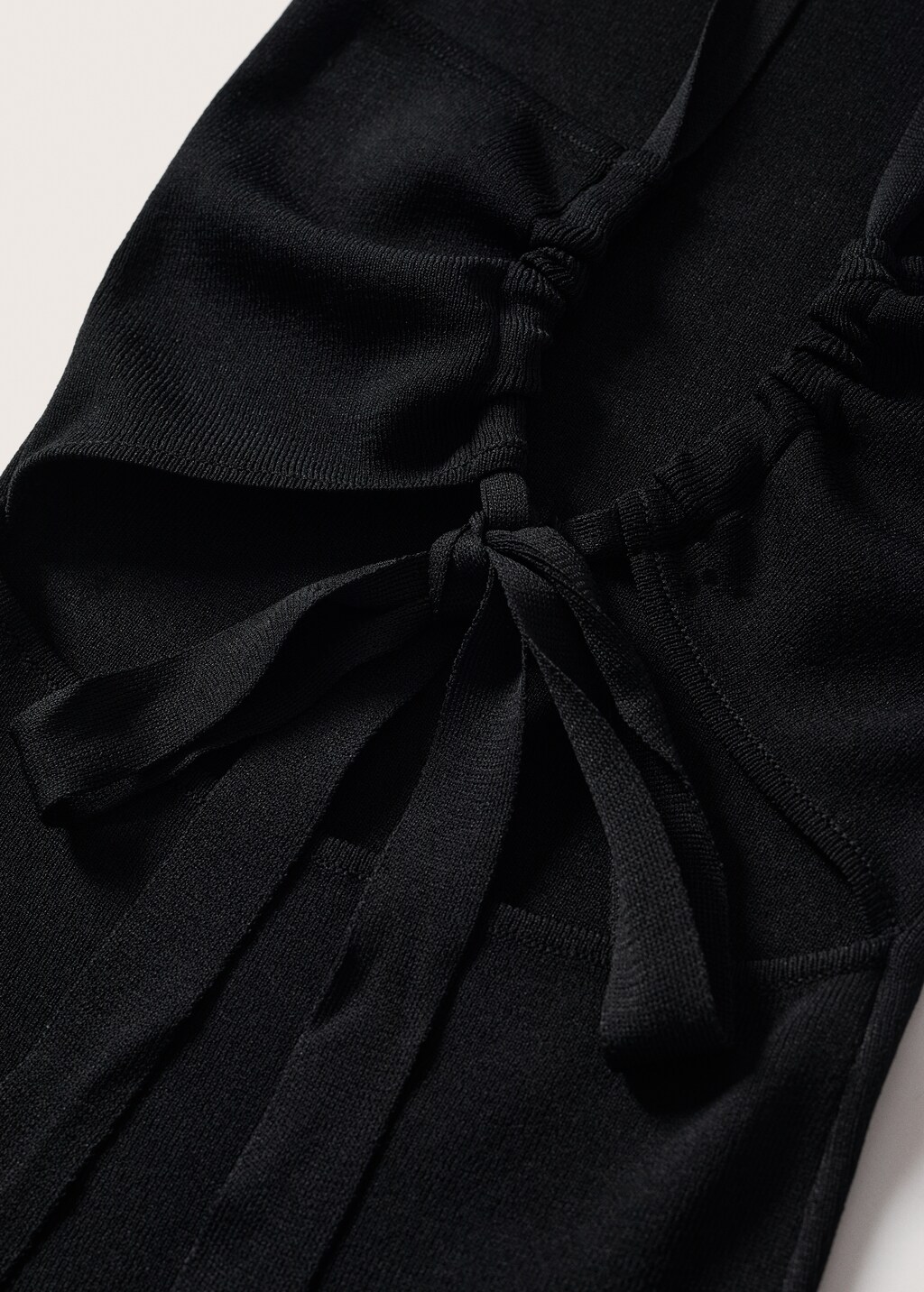 Side slit knit dress - Details of the article 8