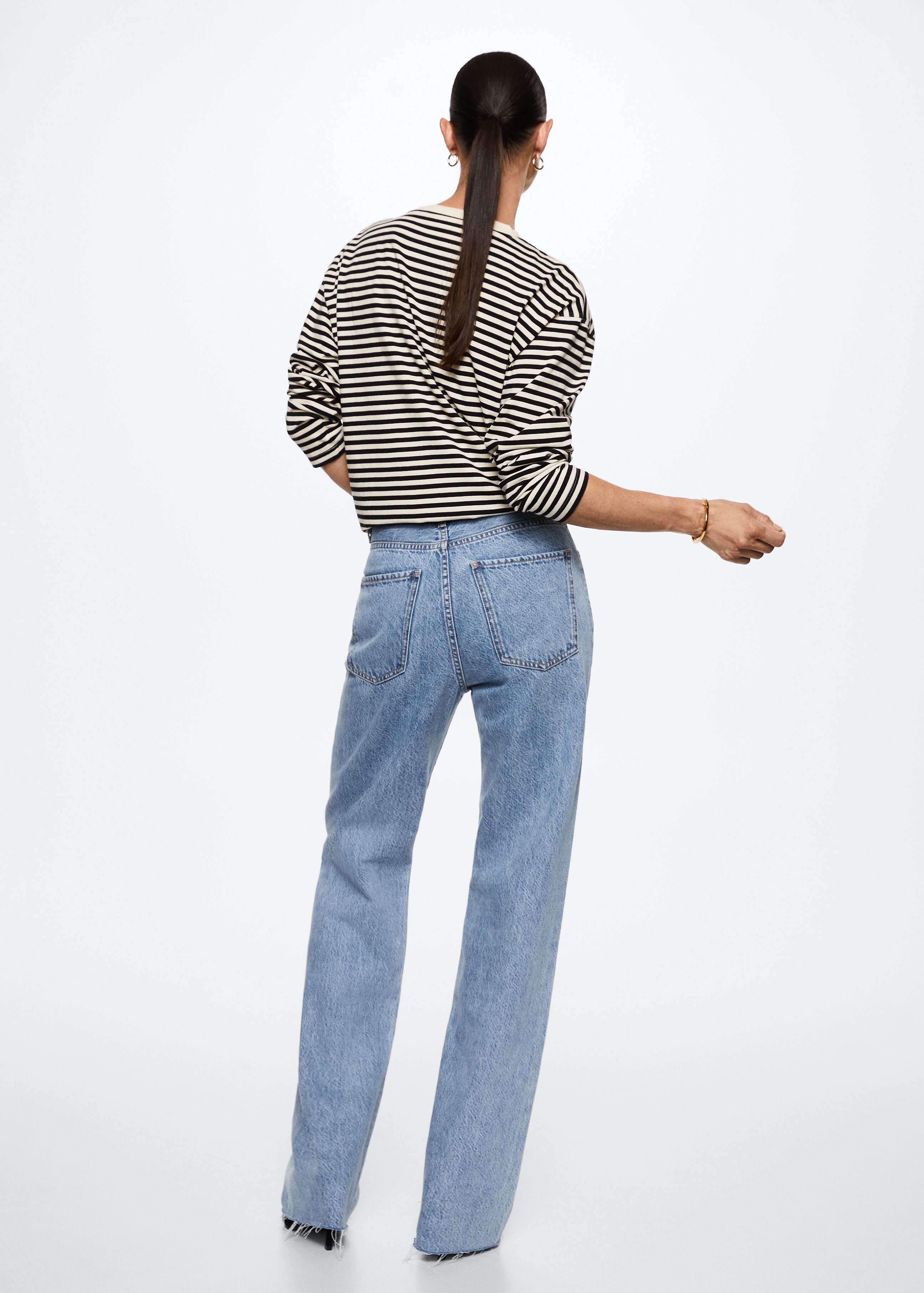 High-rise wideleg jeans  - Reverse of the article