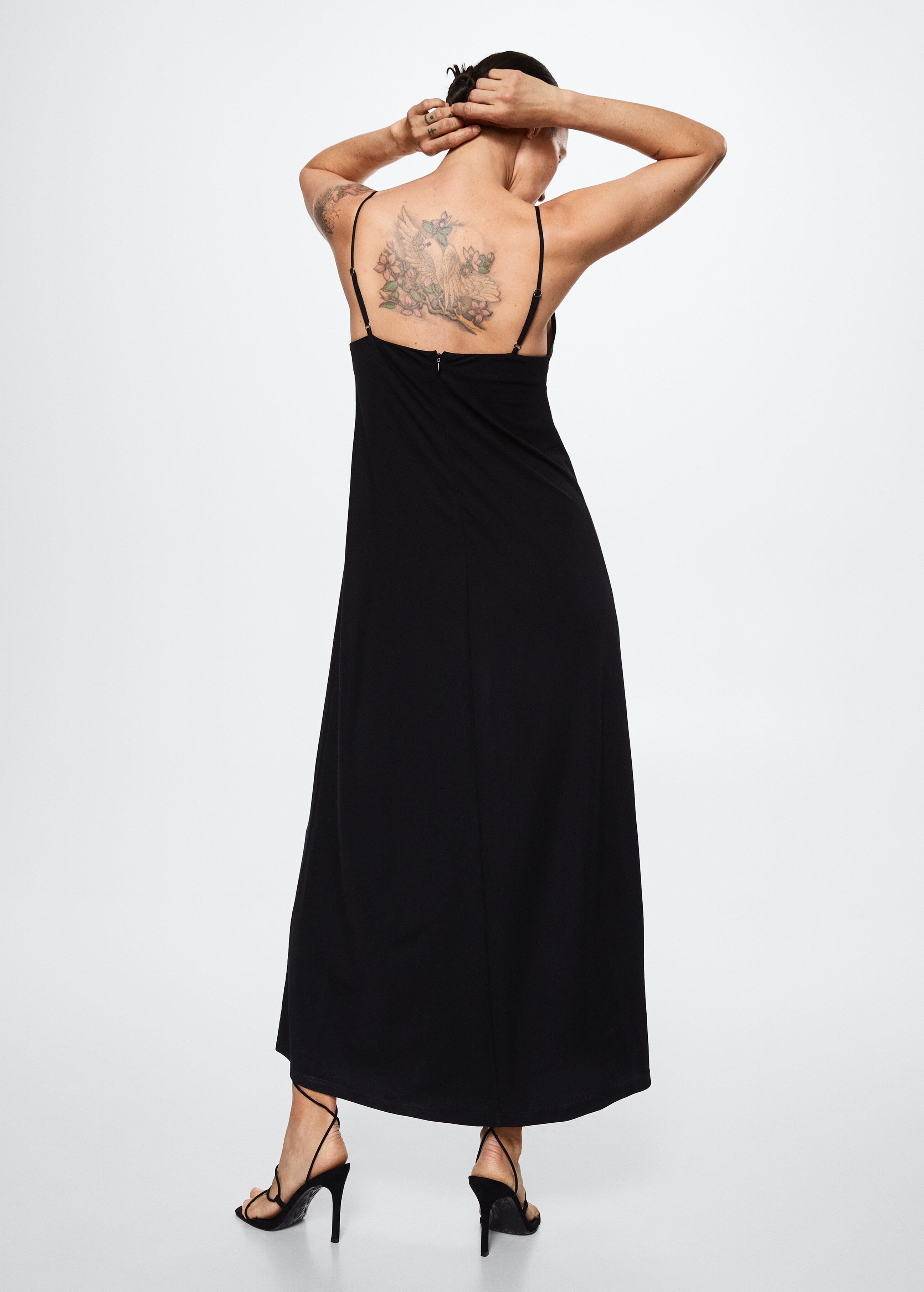 Flowy slit dress - Reverse of the article