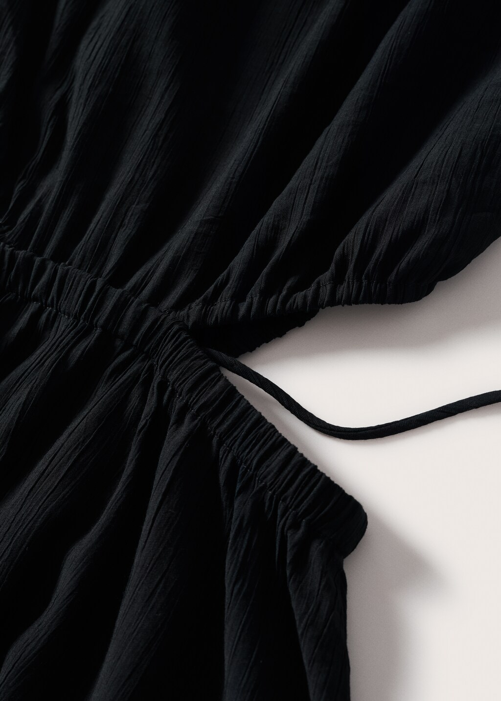 Side slit dress - Details of the article 8