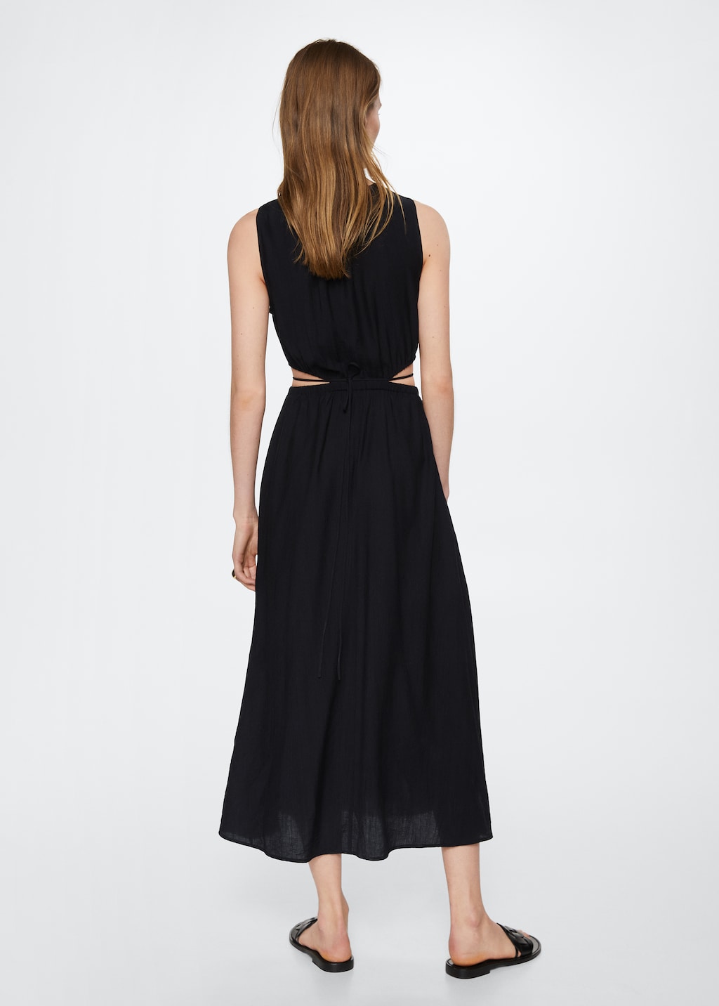 Side slit dress - Reverse of the article