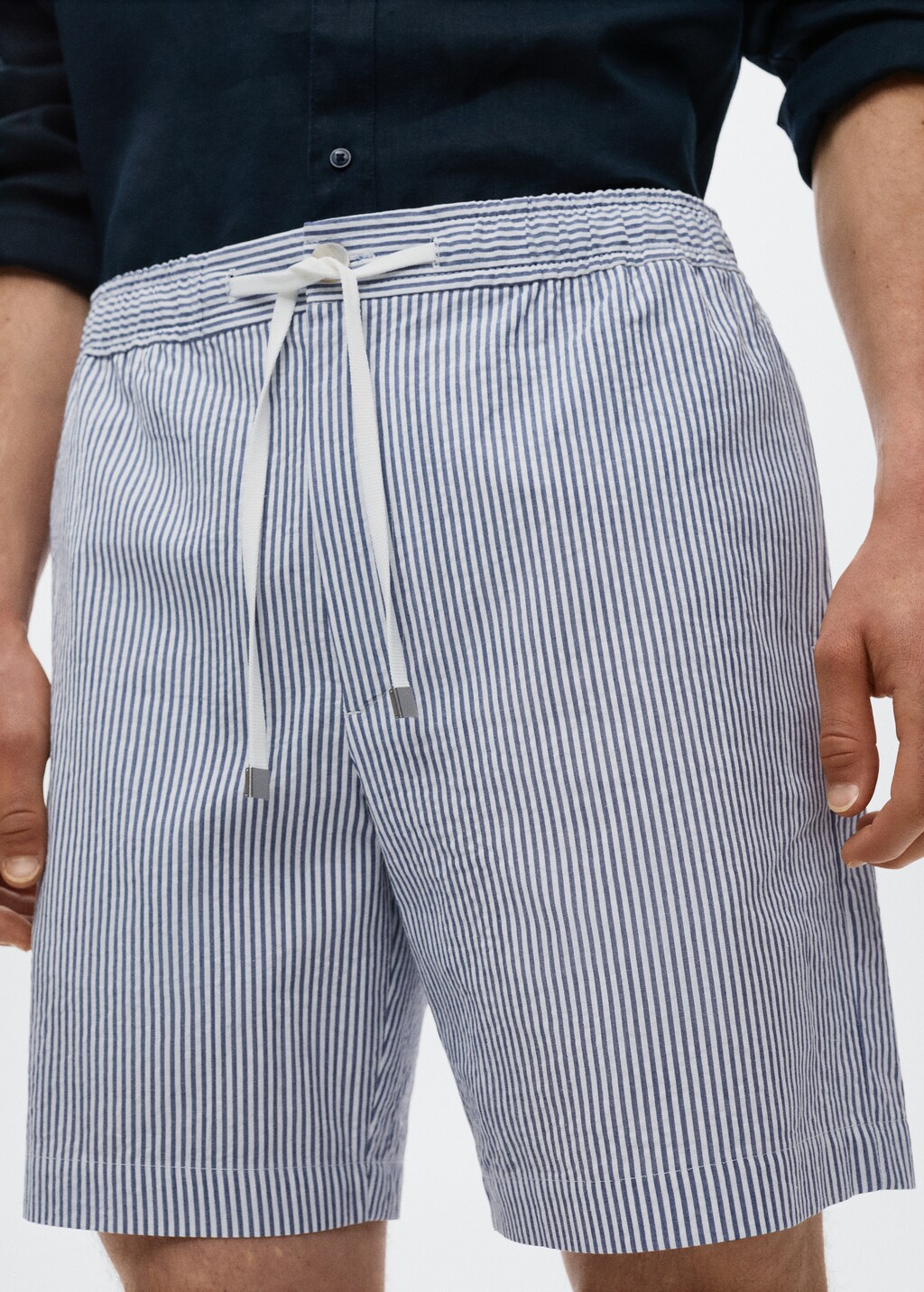 Striped seersucker shorts - Details of the article 1