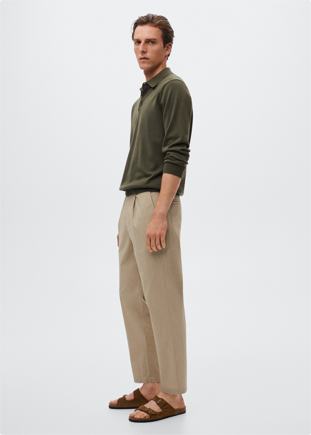 Seersucker-effect pleated trousers - Details of the article 2