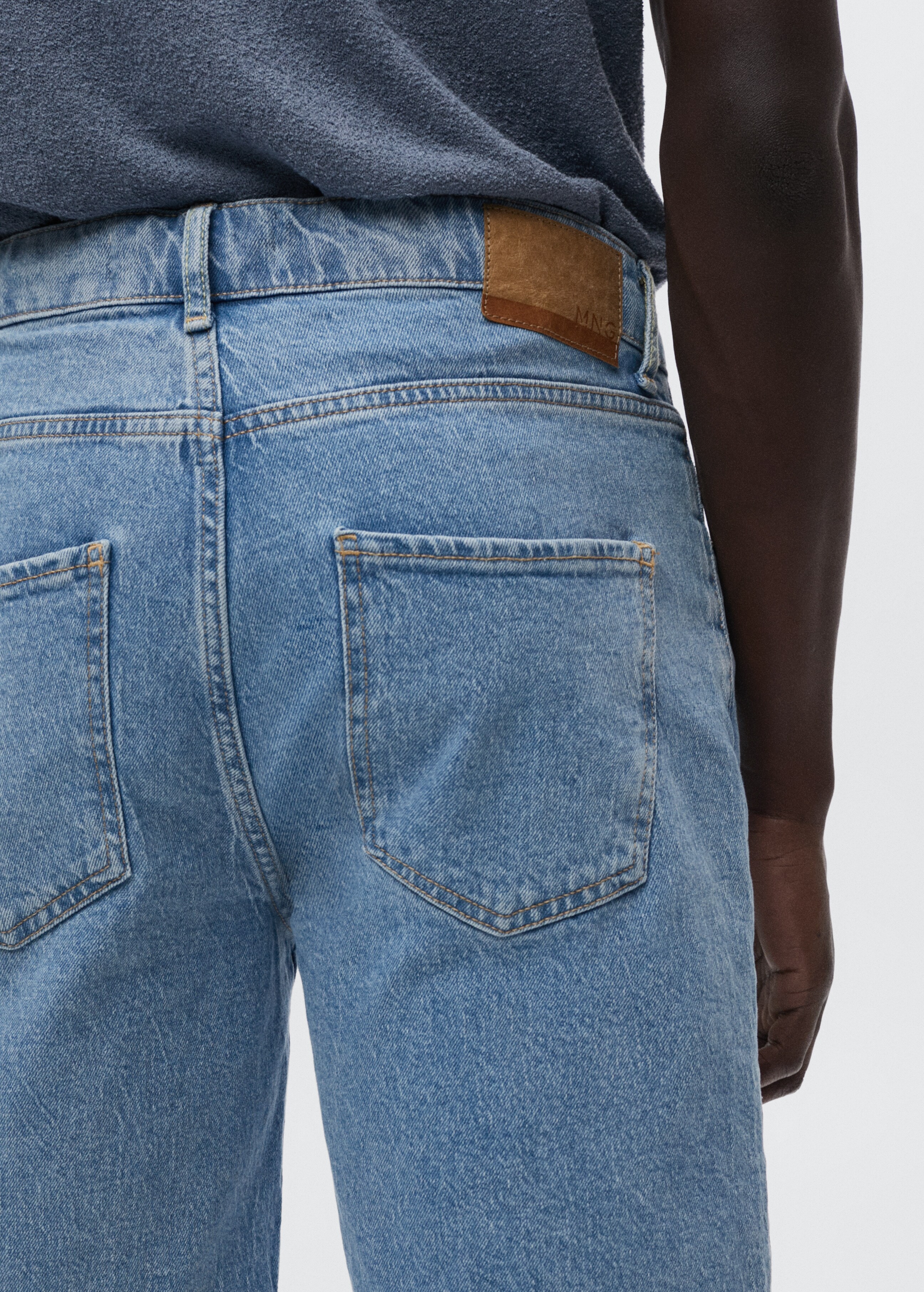 Regular Fit-Bermudashorts aus Jeans - Detail des Artikels 2