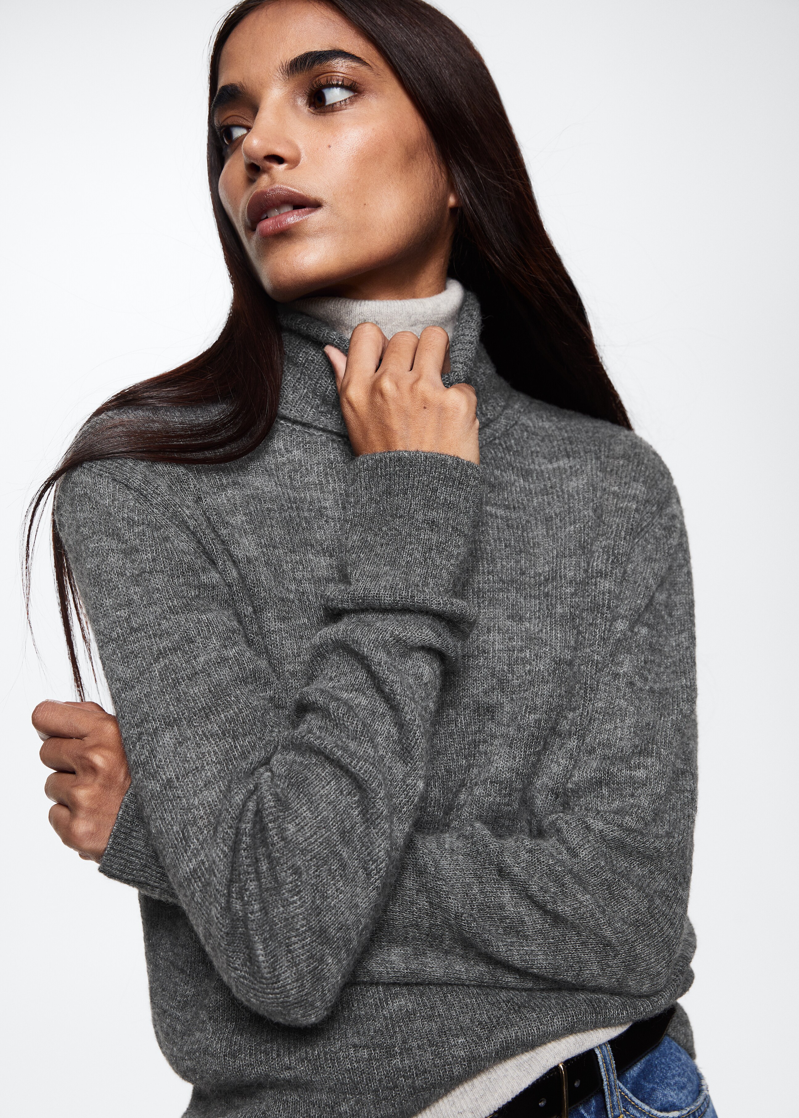 Turtle neck sweater - Details of the article 1