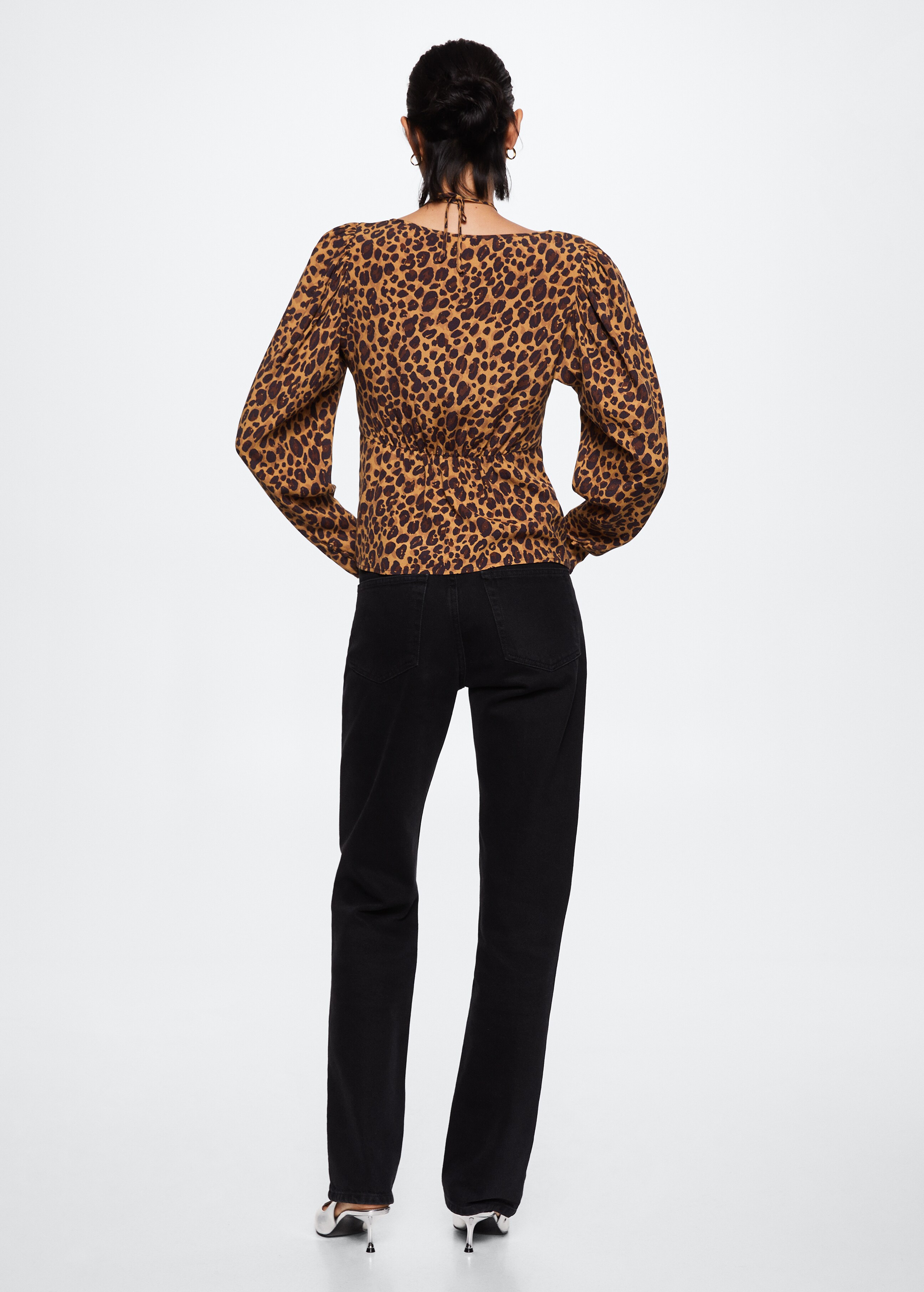 Blusa leopardata leggera - Retro dell'articolo