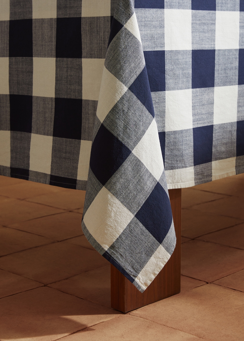 Striped cotton tablecloth 150x250cm - Details of the article 3