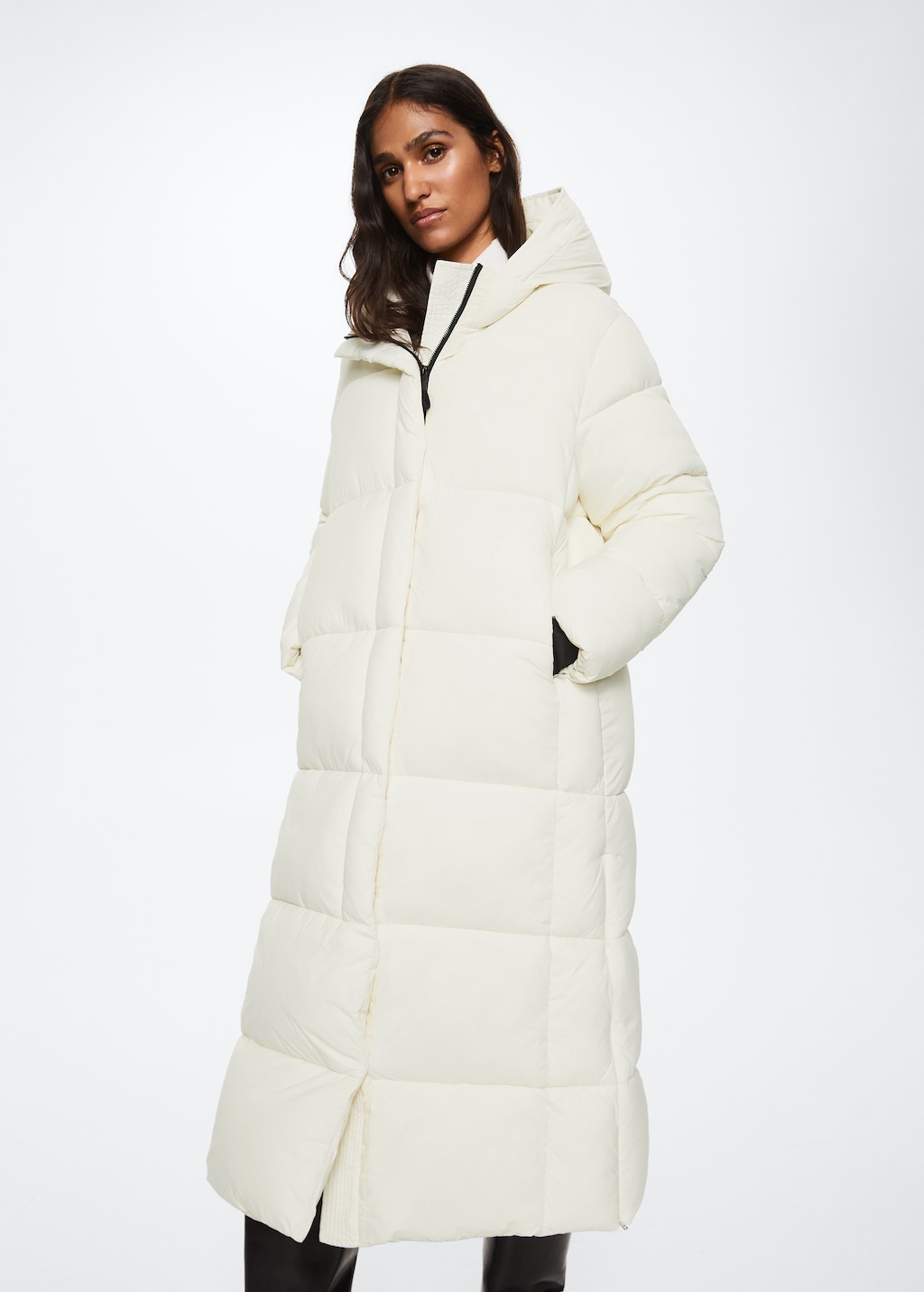 Quilted long coat - Medium plane