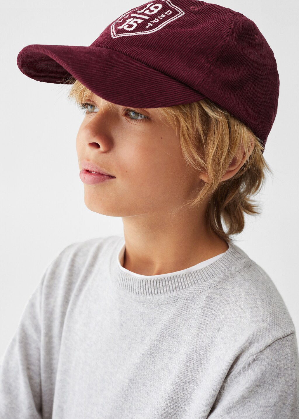 Corduroy effect cap - Details of the article 1