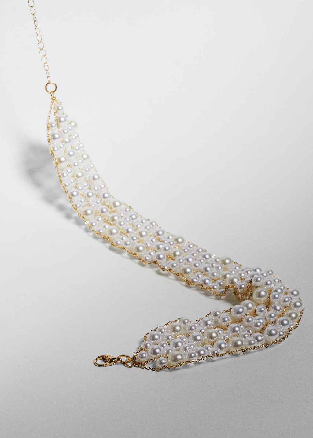 Pearls choker - Details of the article 2