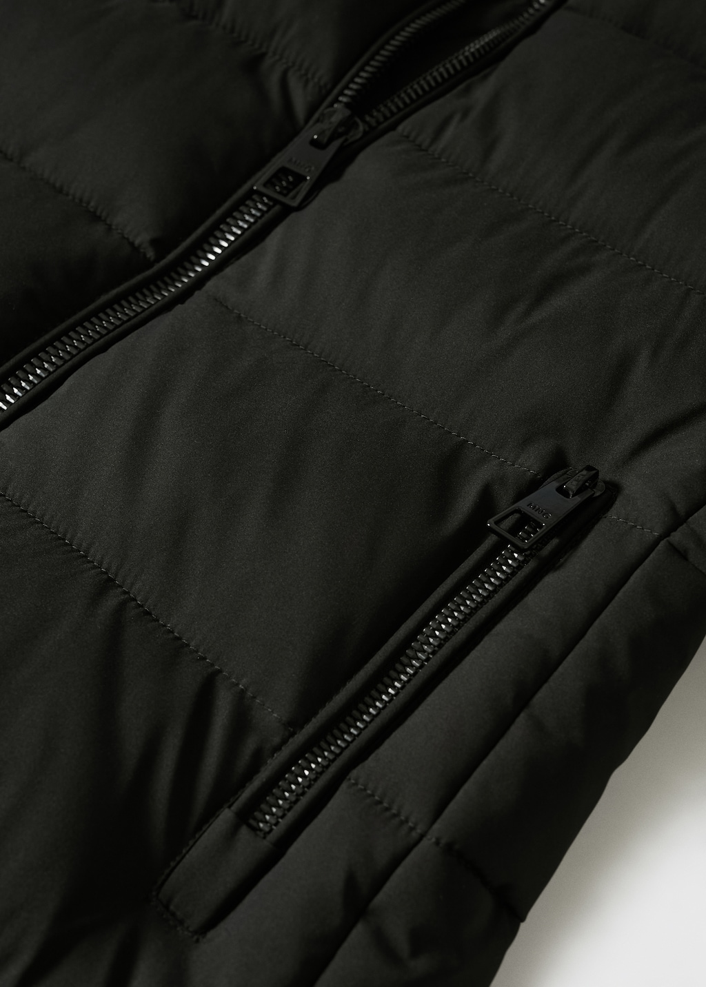 Hood quilted coat - Details of the article 8