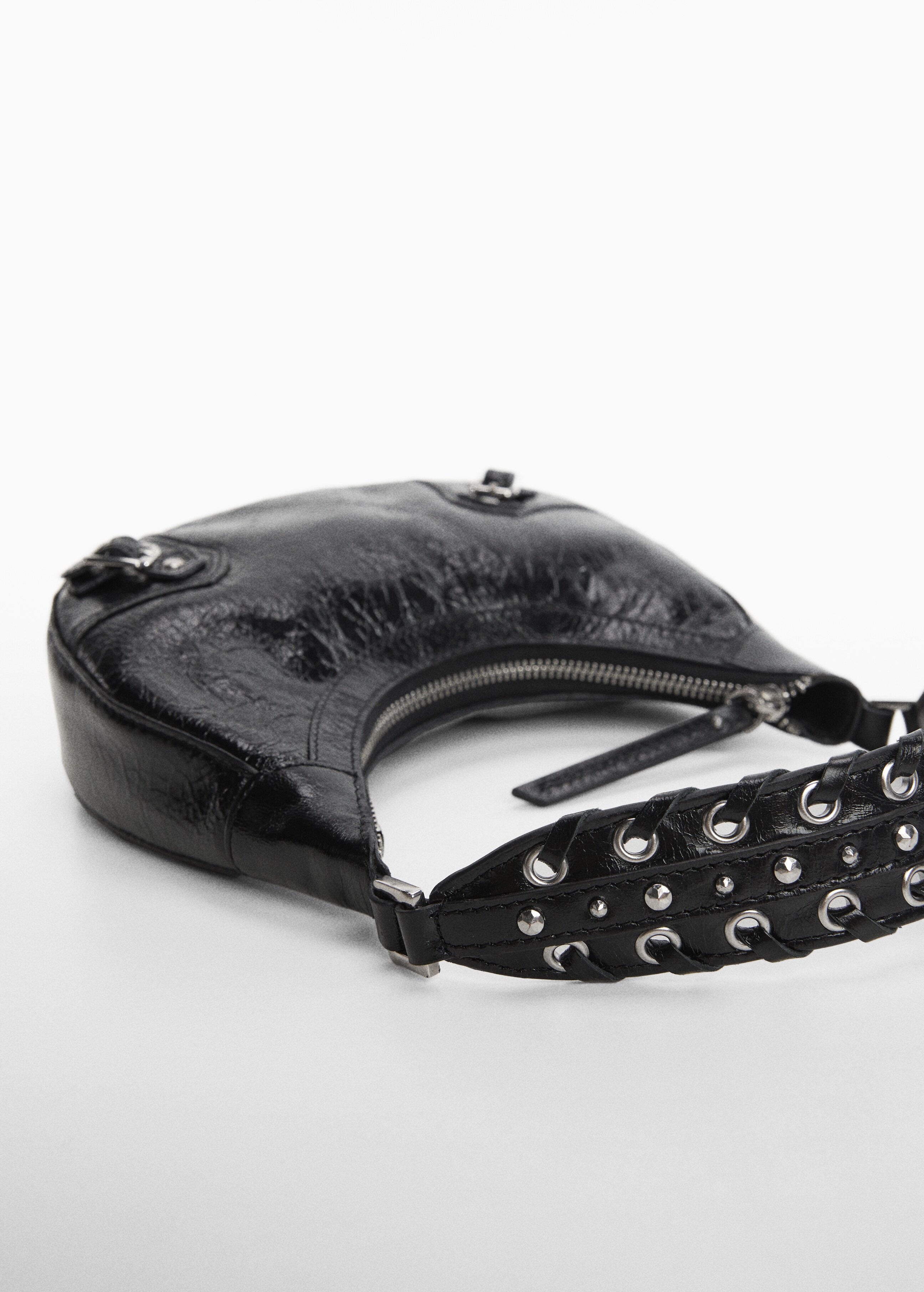Leather bag with buckle - Details of the article 2