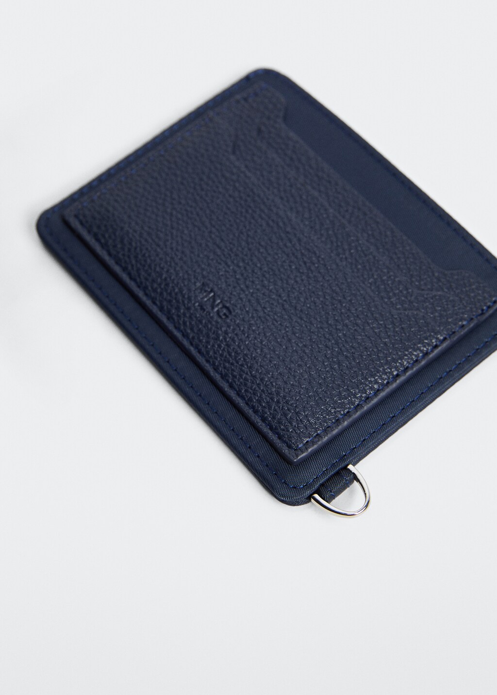 Saffiano-effect cardholder - Details of the article 1