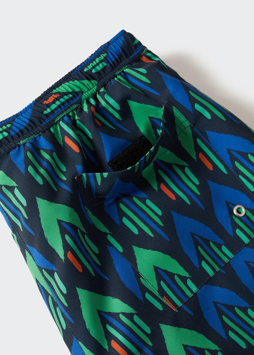 Hawaiian print swimming trunks - Details of the article 8