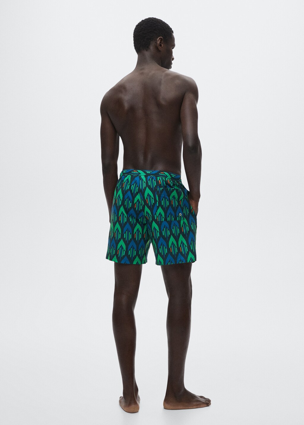 Hawaiian print swimming trunks - Reverse of the article