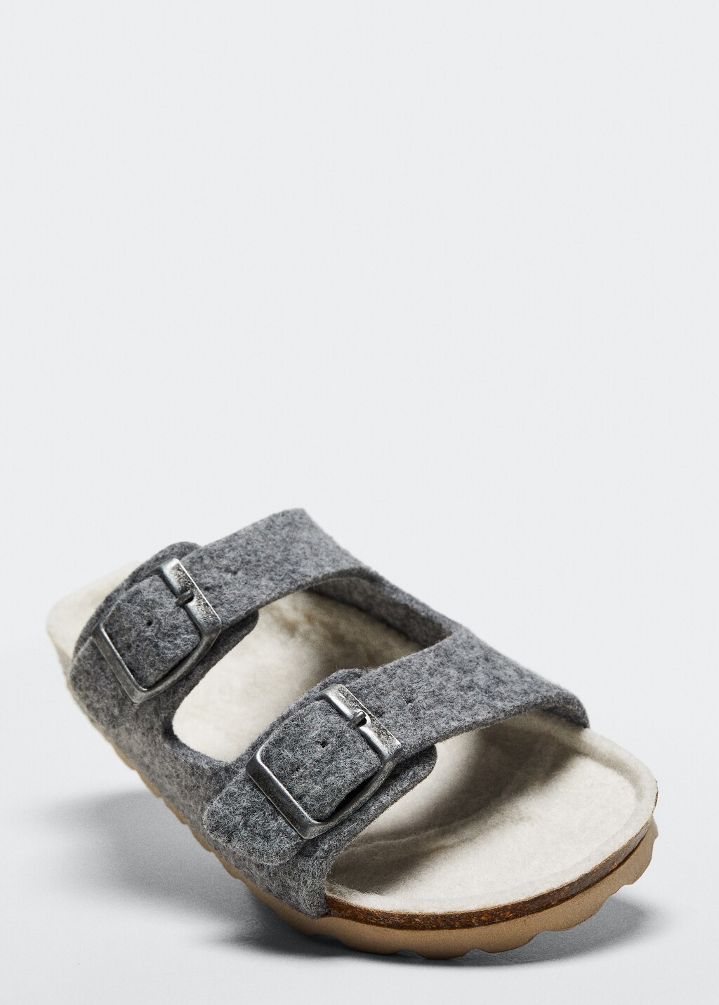 Sandal with felt buckles - Details of the article 3