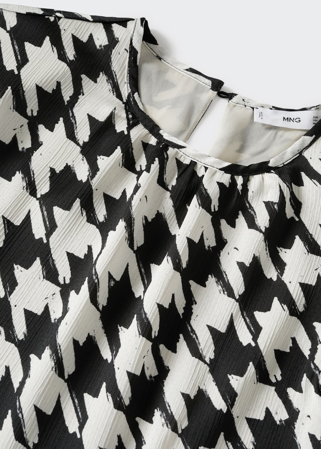 Houndstooth dress - Details of the article 8