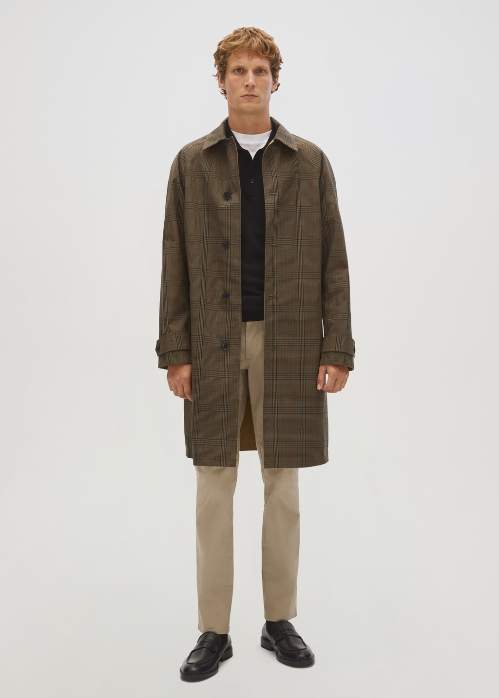 Reversible water-repellent trench coat - Details of the article 7