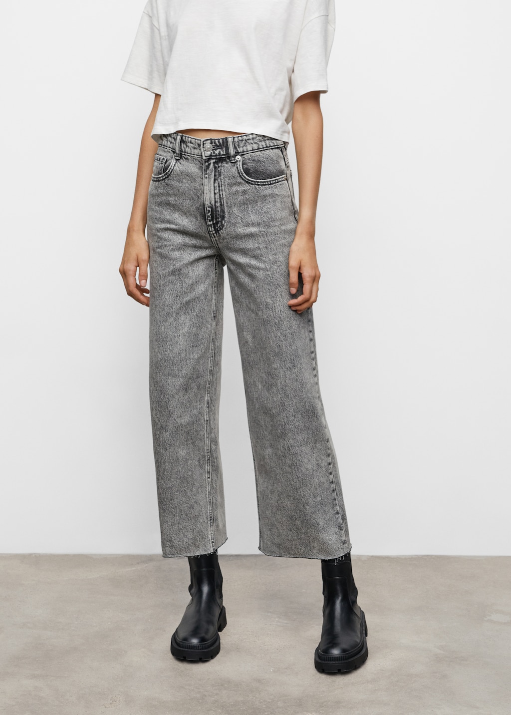 Frayed hem culotte jeans - Details of the article 3