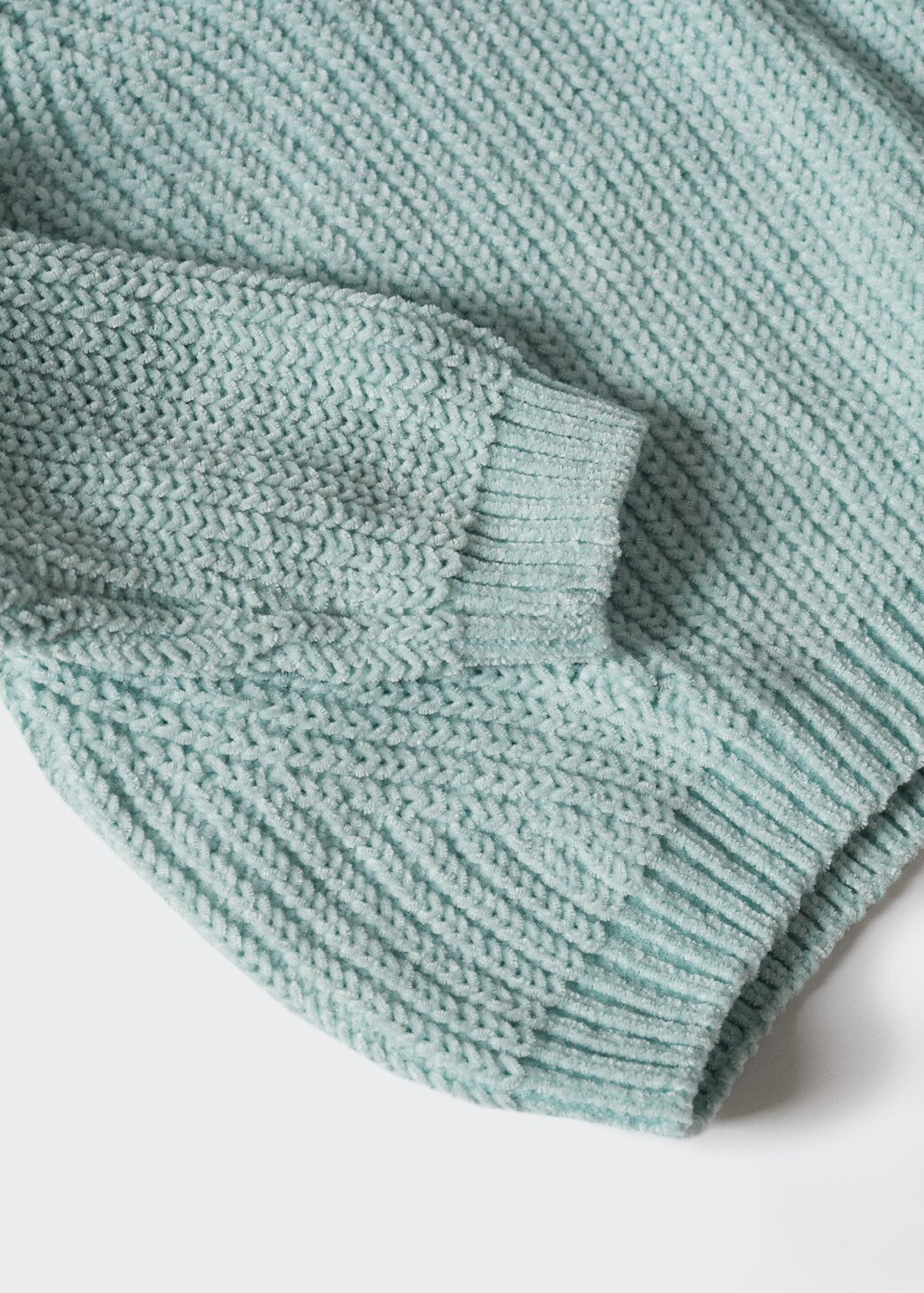 Knitted braided sweater - Details of the article 8