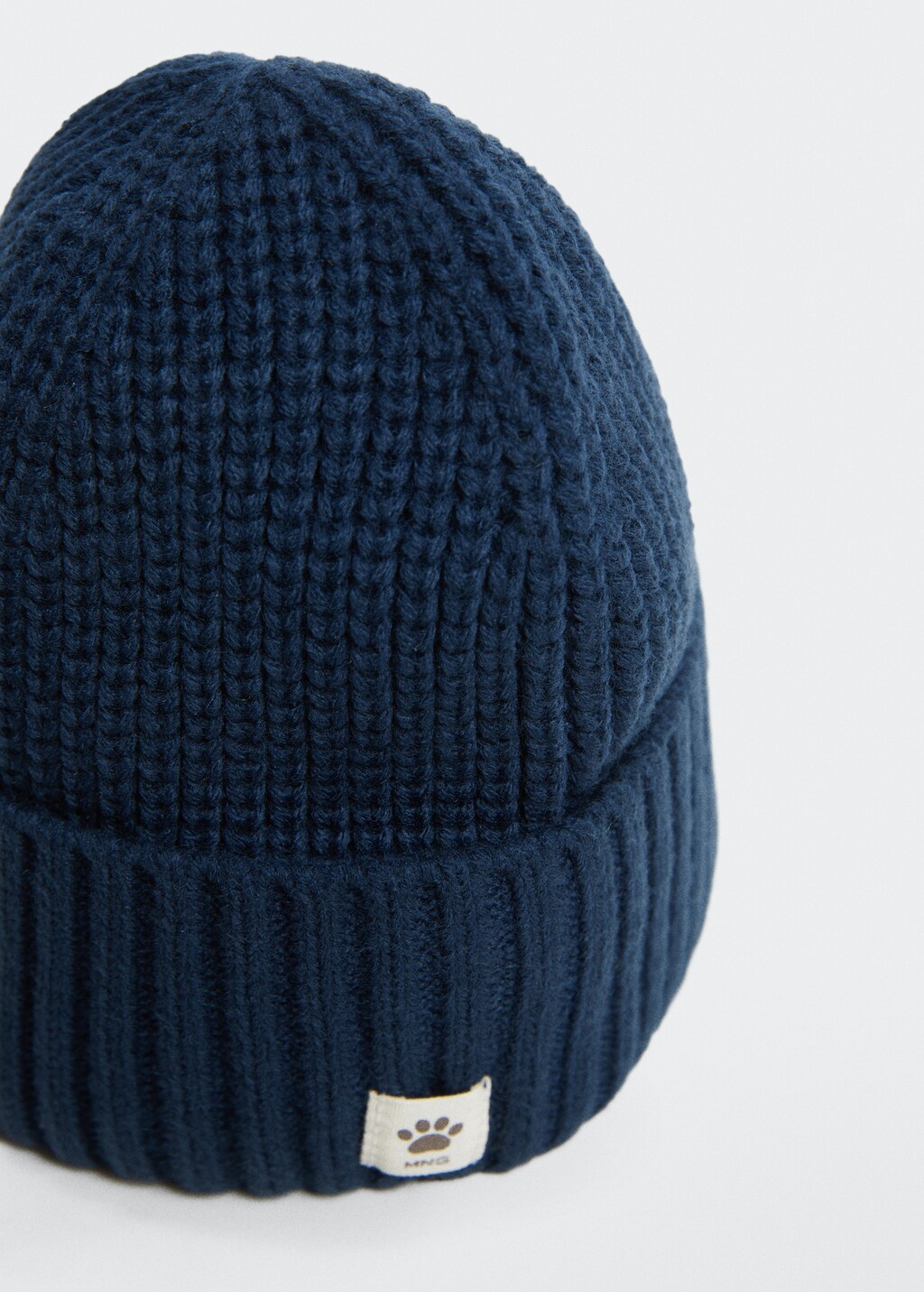 Knitted braided hat - Details of the article 2