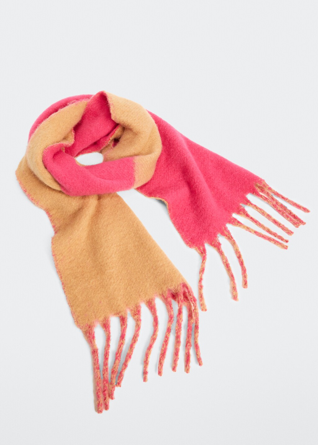 Two-tone fringed scarf - Details of the article 2