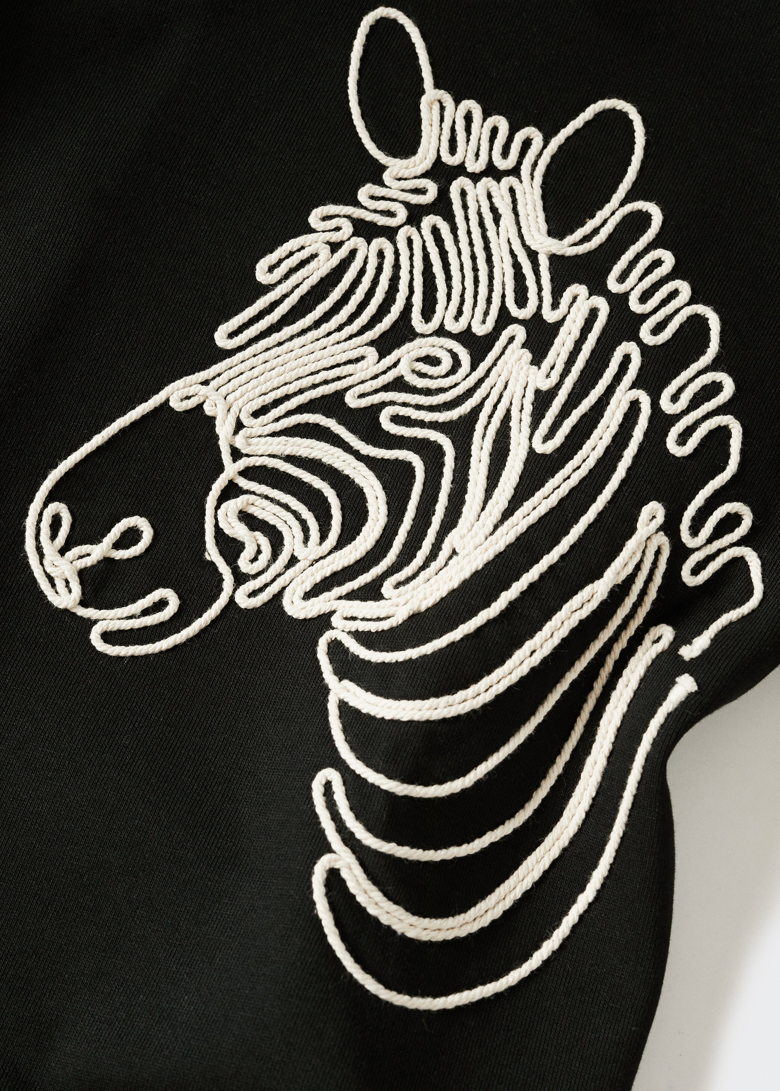 Embroidered drawing sweatshirt - Details of the article 8
