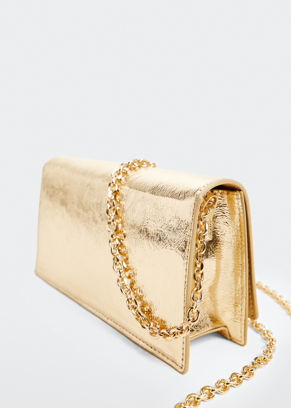 Patent leather chain handbag - Details of the article 1