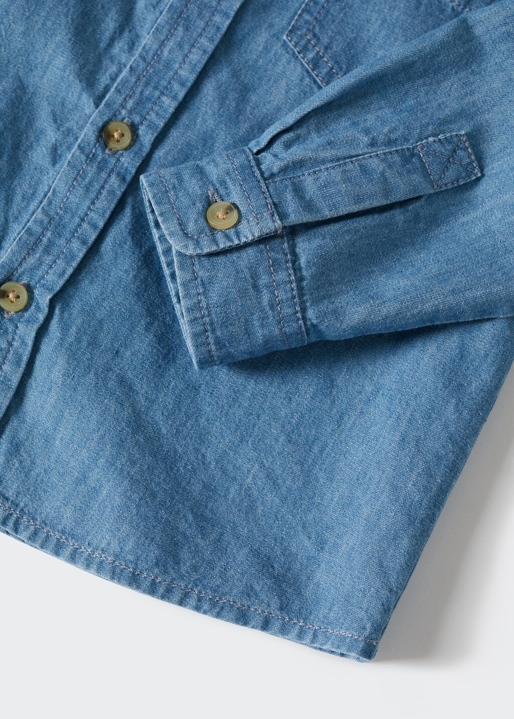 Regular-fit denim shirt with chest pocket - Details of the article 8